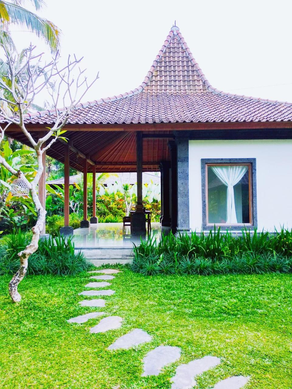 Thani Villa Ubud Esterno foto